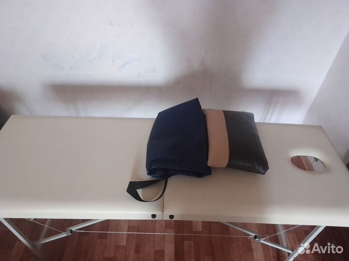 Массажный стол складной с вырезом