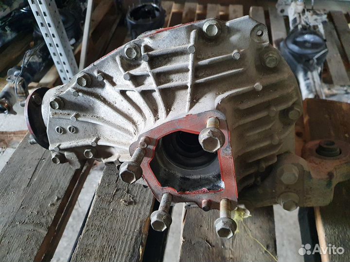 Редуктор передний без пром вала TLC200 дизель toyo