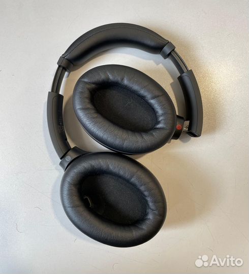 Наушники Sony WH-1000XM4