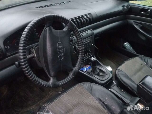 Audi A4 1.8 МТ, 1997, 544 500 км