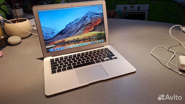 Apple MacBook Air 13 2010