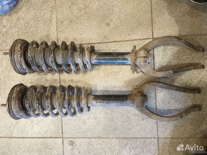 Амортизаторы передние Hyundai Sonata 5