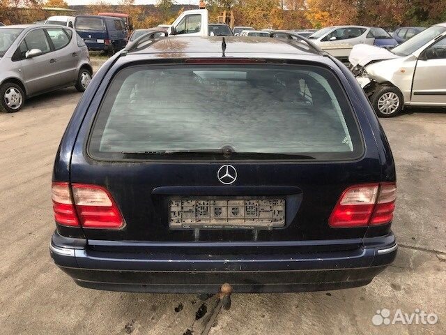 Разбор на запчасти Mercedes E W210