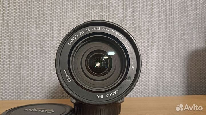 Canon EF-S 15-85mm f/3.5-5.6 IS USM