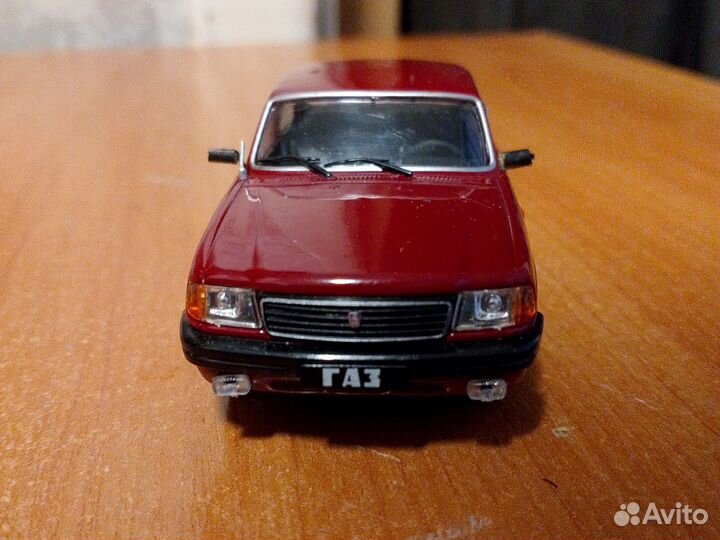 Модель автомобиля волга 31029