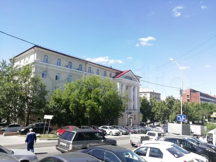 Сдам офисное помещение, 242 м²