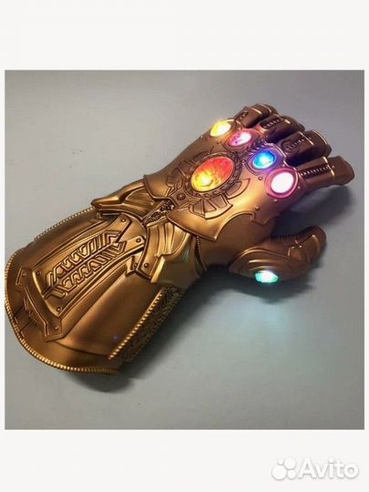 Перчатка Таноса