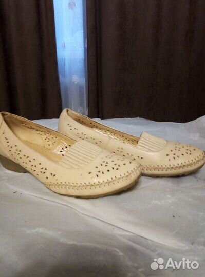 Обувь женская разная