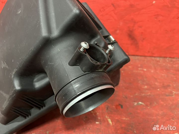 Корпус воздушного фильтра bmw e83 n52