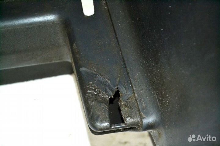 Корпус основной подножки, левый volvo FH12 1-seeri