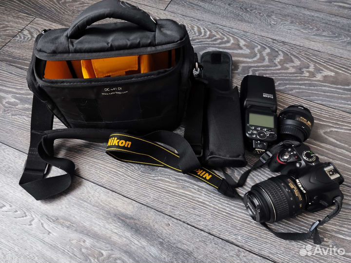 Nikon D3200 +объектив 35мм, вспышка, сумка