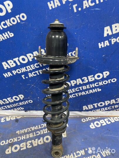Задняя стойка в сборе Toyota Corolla 120 хэтчбек