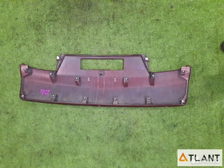 Обшивка двери багажника honda accord