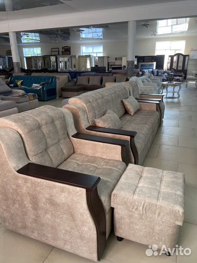 Диван и 2 кресла