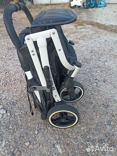Прогулочная коляска yoya