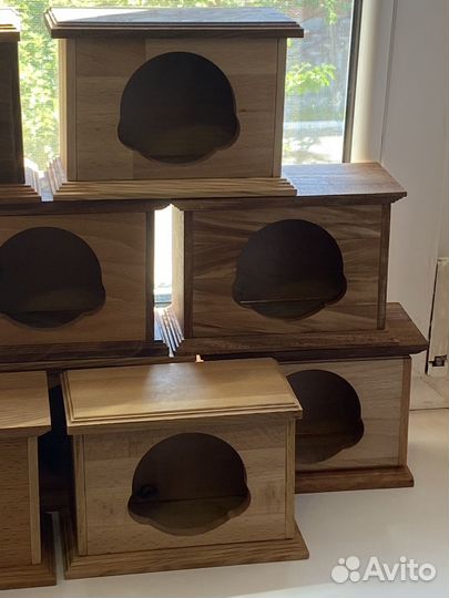 Коробки подставки для часов