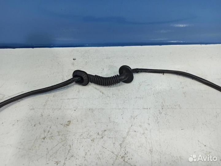 Проводка двери багажника Hyundai Grand Starex 200