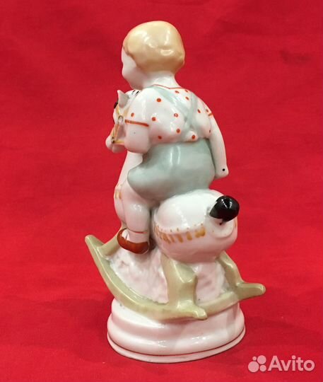 Статуэтка фарфоровая. Мальчик на лошадке. СССР