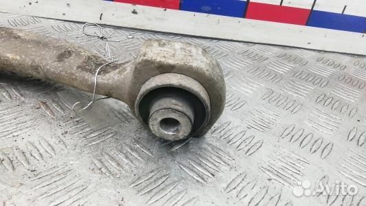 Рычаг передний нижний правый mercedes benz C-class