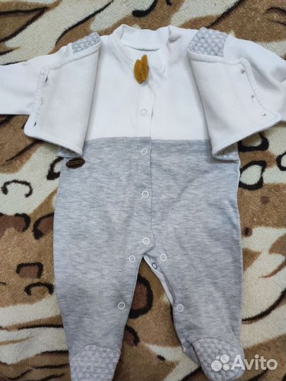 Костюм детский на выписку