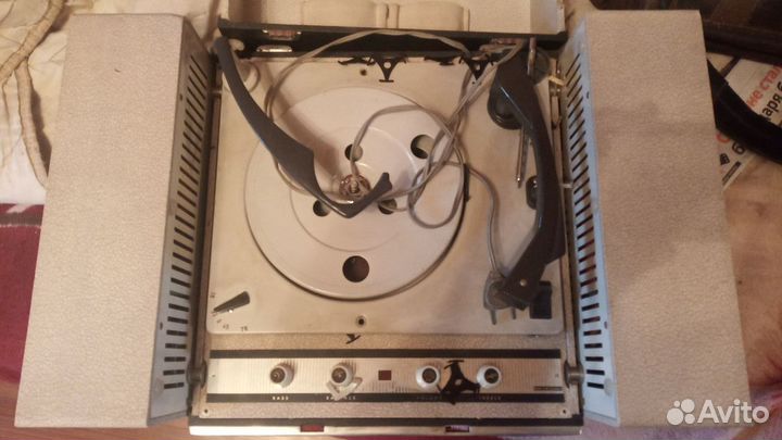 Проигрыватель винила Perpetuum-Ebner