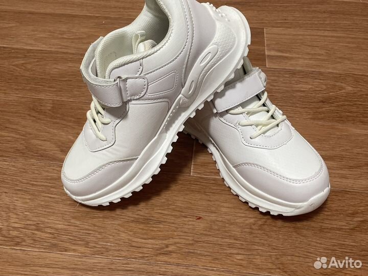 Кроссовки 35 размер