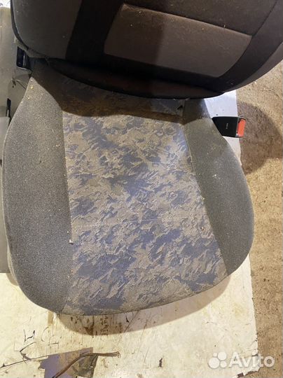 Пассажирское сидение lanos