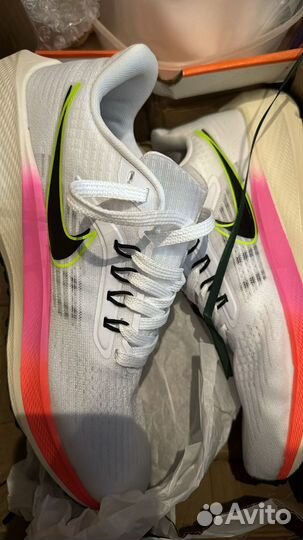 Кроссовки nike
