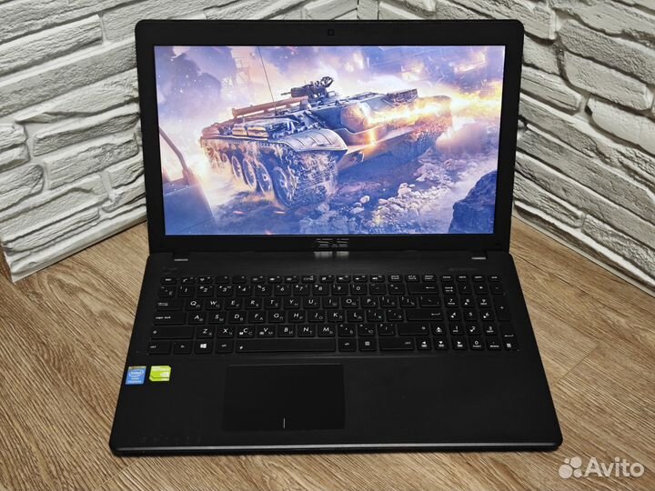Игровой ноутбук Asus 8Gb/SSD240/GeForce 710M