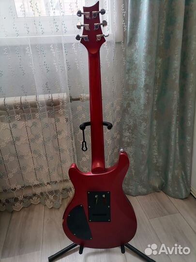 Электрогитара