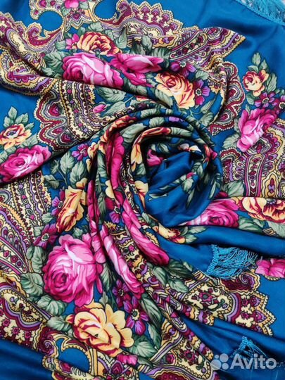 Платок на голову и плечи