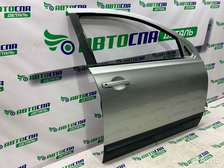 Дверь в сборе передняя правая Nissan Qashqai