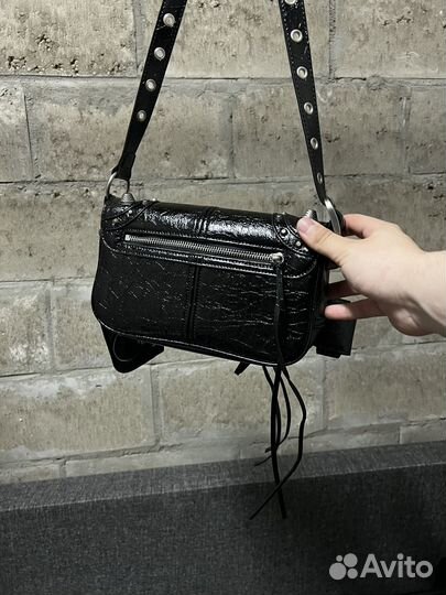 Balenciaga Le Cagole XS Flap Bag как у Kai Angel