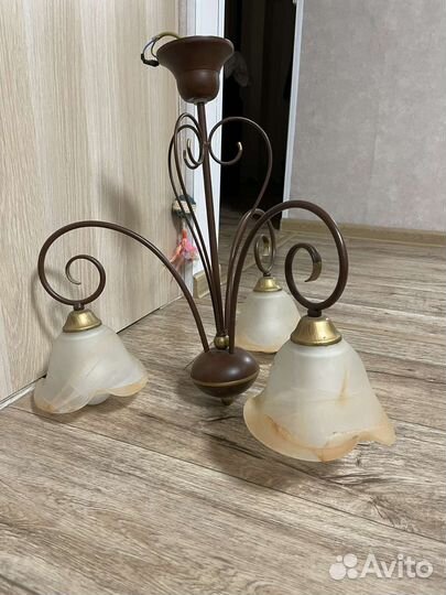 Люстра потолочная бу