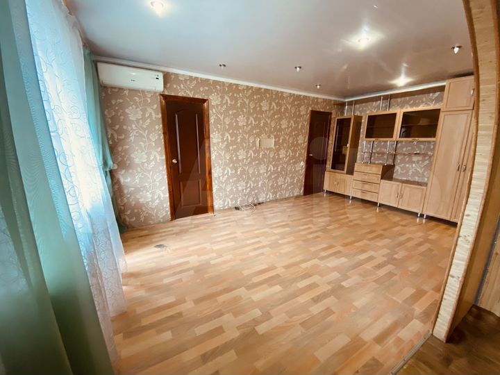 2-к. квартира, 41,8 м², 4/4 эт.