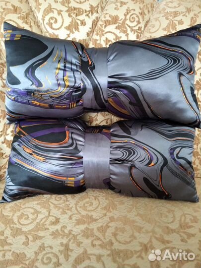 Подушка декоративная интерьерная (в форме бантика)