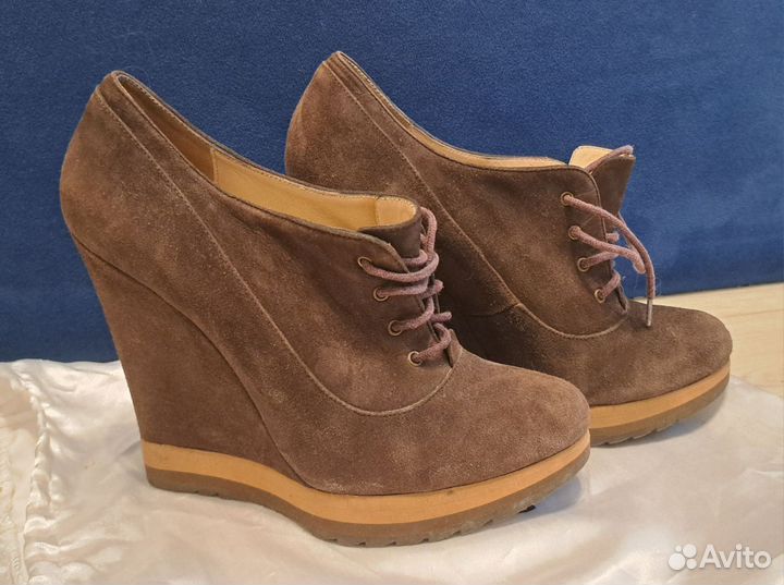 Замшевые ботильоны 38