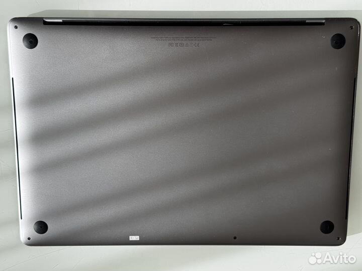 Apple macbook pro 15 2017