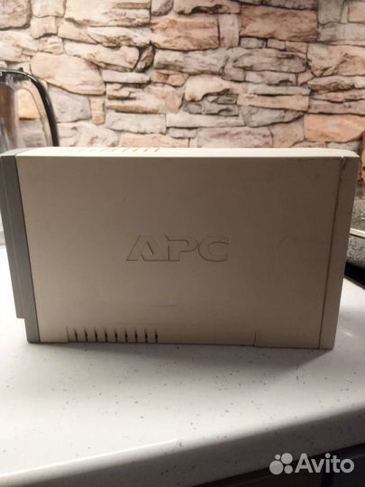 Источник бесперебойного питания