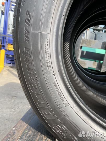 Yokohama BlueEarth RV02 225/60 R17