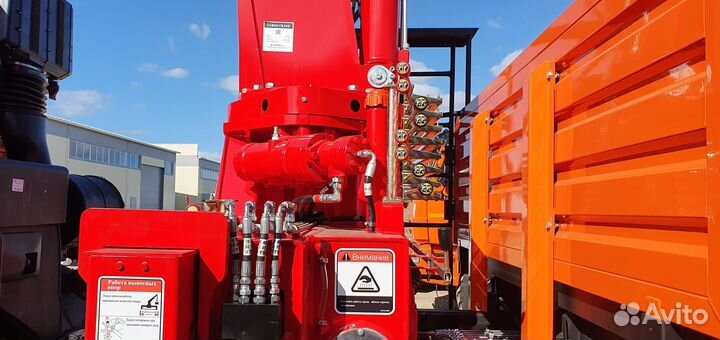 КамАЗ 43118-23027-50 с КМУ, 2023