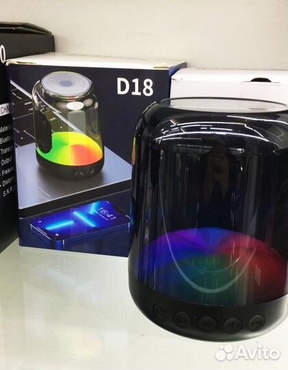 Прозрачная светящаяся колонка D18 хит 2022г