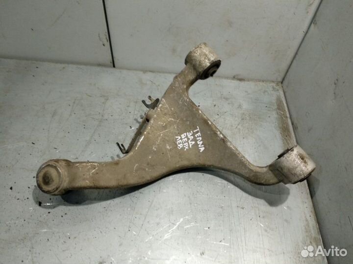 Рычаг задний левый верхний Nissan Teana J31