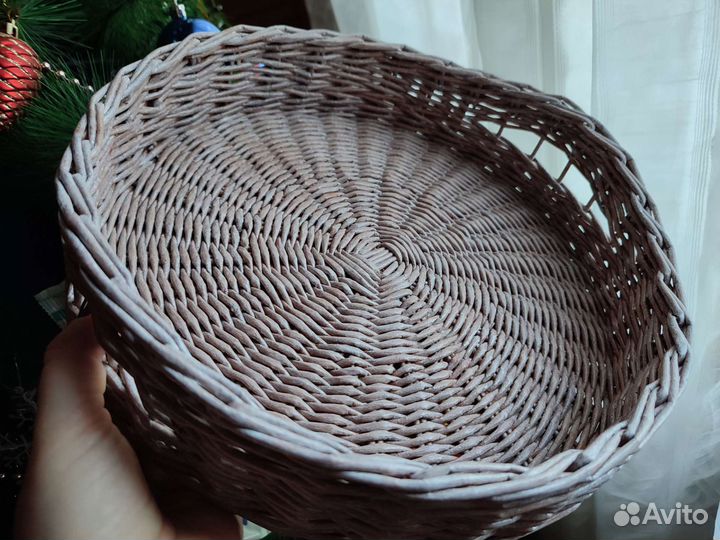 Поднос плетёный