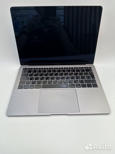 Apple MacBook 13 128GB 2019