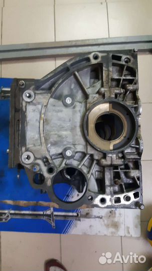 Блок цилиндров двигателя N52B25 BMW E90 E60 E83