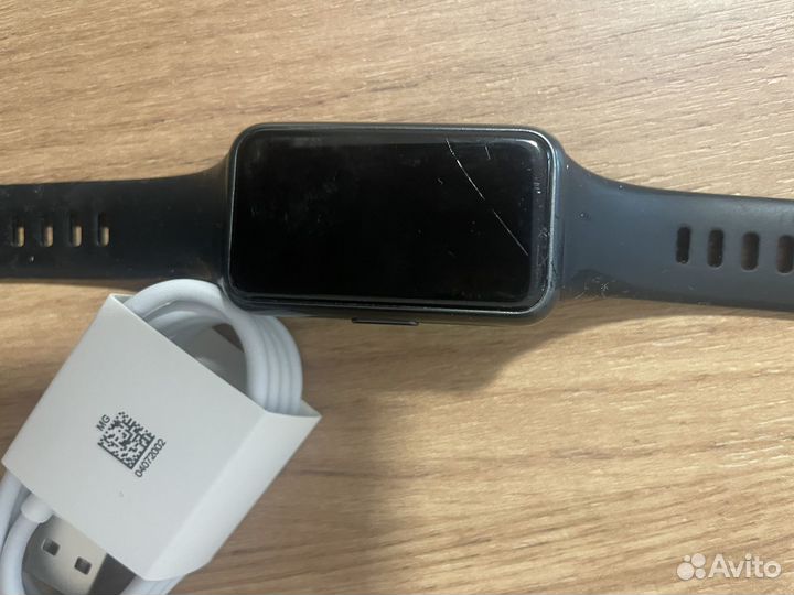 Фитнес браслет huawei band 7