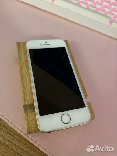 Apple iPhone SE A1723