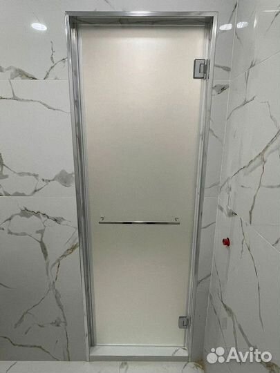 Дверь стеклянная межкомнатная