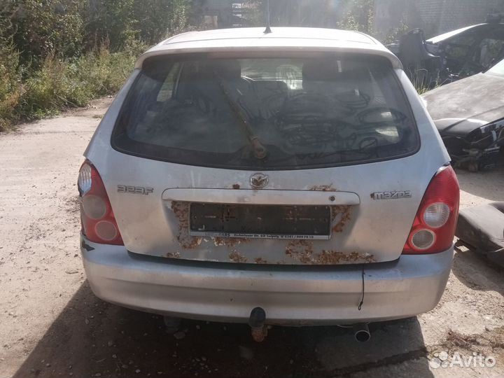 Плафон салона Mazda 323 BJ